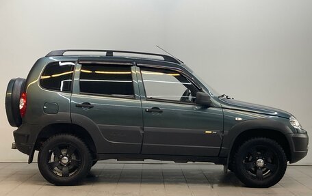 Chevrolet Niva I рестайлинг, 2015 год, 787 000 рублей, 5 фотография