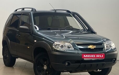 Chevrolet Niva I рестайлинг, 2015 год, 787 000 рублей, 4 фотография