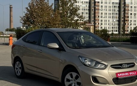 Hyundai Solaris II рестайлинг, 2011 год, 950 000 рублей, 6 фотография