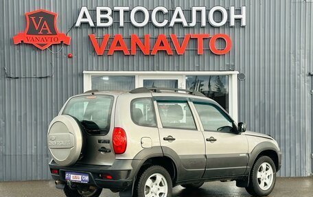 Chevrolet Niva I рестайлинг, 2016 год, 820 000 рублей, 5 фотография