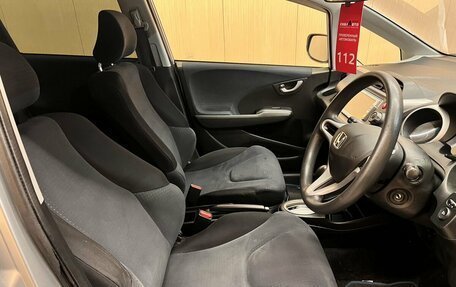 Honda Fit III, 2010 год, 835 000 рублей, 9 фотография