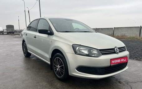 Volkswagen Polo VI (EU Market), 2013 год, 820 000 рублей, 1 фотография