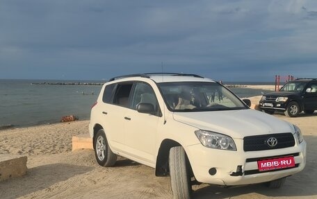 Toyota RAV4, 2005 год, 1 200 000 рублей, 1 фотография