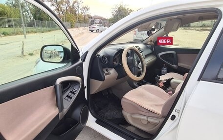 Toyota RAV4, 2005 год, 1 200 000 рублей, 8 фотография