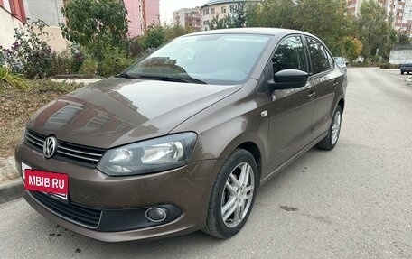 Volkswagen Polo VI (EU Market), 2014 год, 795 000 рублей, 2 фотография