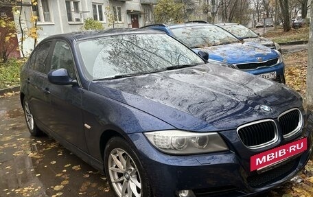 BMW 3 серия, 2011 год, 1 300 000 рублей, 2 фотография