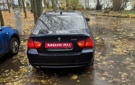 BMW 3 серия, 2011 год, 1 300 000 рублей, 4 фотография