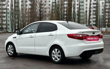 KIA Rio III рестайлинг, 2013 год, 949 000 рублей, 15 фотография