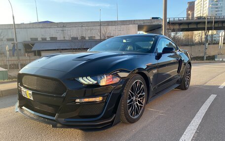 Ford Mustang VI рестайлинг, 2020 год, 4 600 000 рублей, 2 фотография