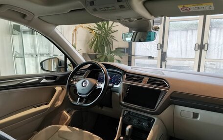 Volkswagen Tiguan II, 2020 год, 3 347 000 рублей, 14 фотография