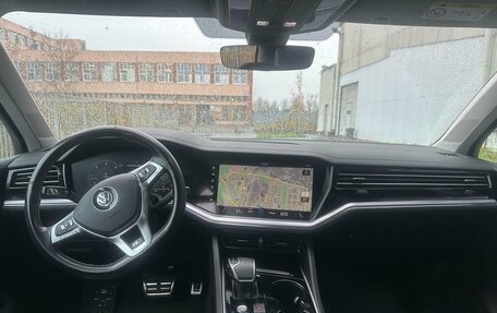 Volkswagen Touareg III, 2018 год, 5 190 000 рублей, 7 фотография