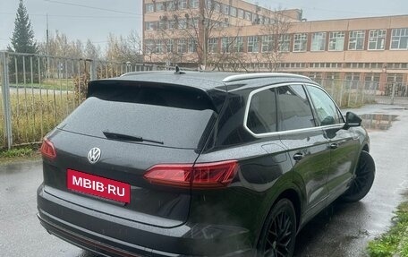 Volkswagen Touareg III, 2018 год, 5 190 000 рублей, 3 фотография