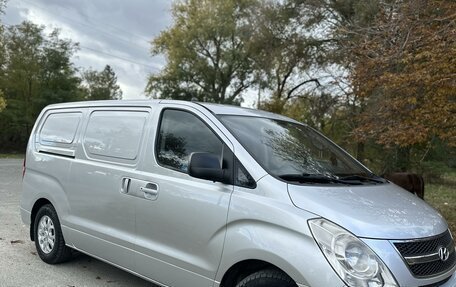 Hyundai Grand Starex Grand Starex I рестайлинг 2, 2009 год, 1 400 000 рублей, 4 фотография