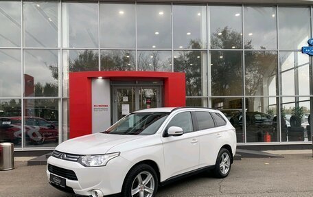 Mitsubishi Outlander III рестайлинг 3, 2012 год, 1 670 000 рублей, 1 фотография