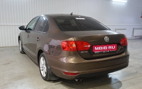 Volkswagen Jetta VI, 2011 год, 1 000 000 рублей, 5 фотография