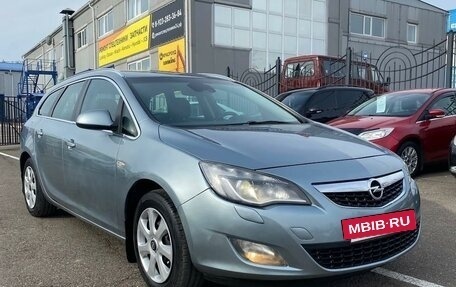 Opel Astra J, 2011 год, 760 000 рублей, 4 фотография