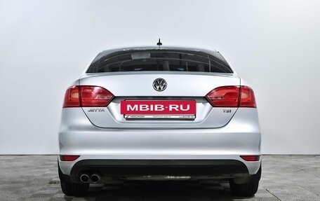 Volkswagen Jetta VI, 2011 год, 560 000 рублей, 3 фотография