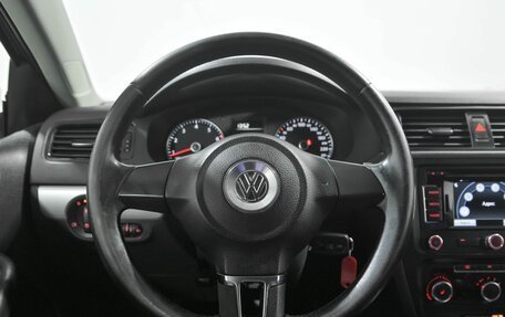 Volkswagen Jetta VI, 2011 год, 560 000 рублей, 6 фотография