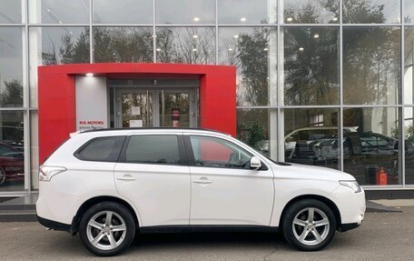 Mitsubishi Outlander III рестайлинг 3, 2012 год, 1 670 000 рублей, 4 фотография