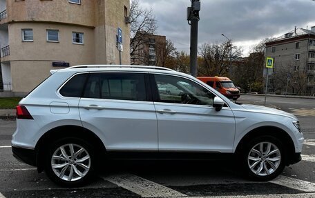 Volkswagen Tiguan II, 2019 год, 4 100 000 рублей, 3 фотография