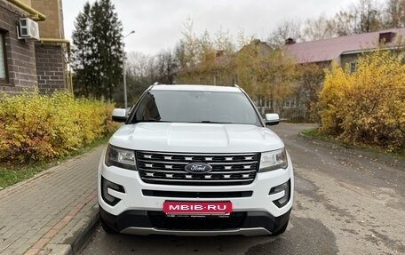 Ford Explorer VI, 2017 год, 2 950 000 рублей, 8 фотография