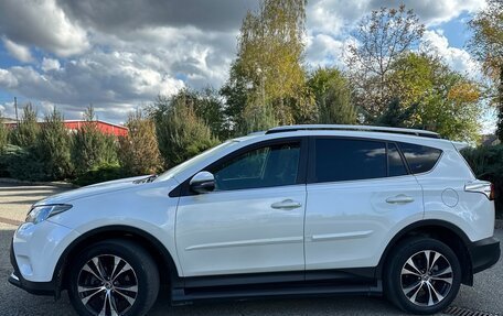 Toyota RAV4, 2014 год, 2 390 000 рублей, 3 фотография