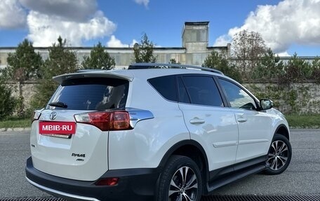 Toyota RAV4, 2014 год, 2 390 000 рублей, 6 фотография