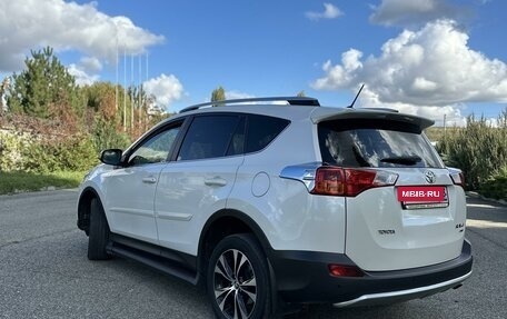 Toyota RAV4, 2014 год, 2 390 000 рублей, 4 фотография