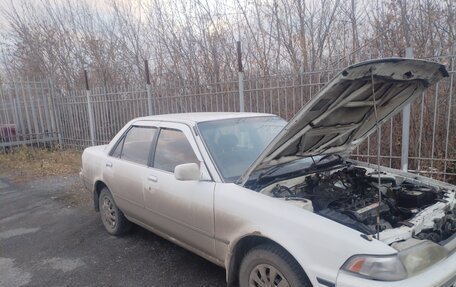 Toyota Carina, 1990 год, 215 000 рублей, 4 фотография