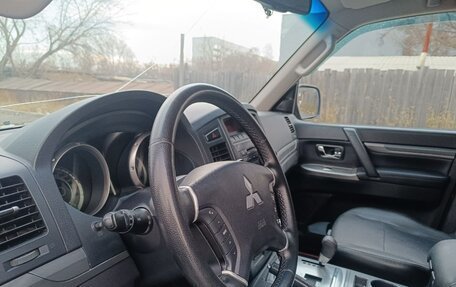 Mitsubishi Pajero IV, 2012 год, 2 099 000 рублей, 27 фотография