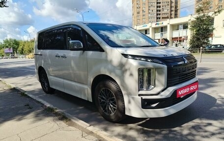 Mitsubishi Delica D:5 I, 2019 год, 3 800 000 рублей, 4 фотография