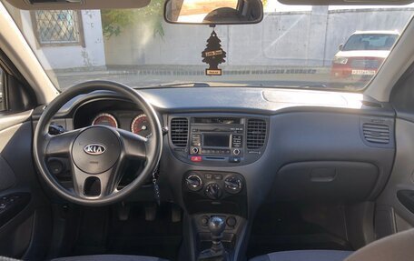 KIA Rio II, 2010 год, 799 000 рублей, 9 фотография