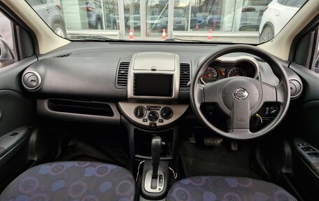 Nissan Note II рестайлинг, 2005 год, 390 000 рублей, 14 фотография