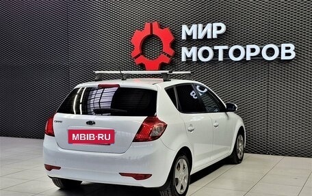 KIA cee'd I рестайлинг, 2012 год, 880 000 рублей, 10 фотография