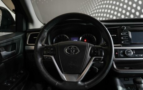 Toyota Highlander III, 2014 год, 2 922 500 рублей, 10 фотография