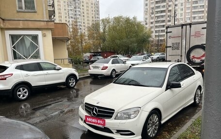 Mercedes-Benz C-Класс, 2010 год, 1 170 000 рублей, 2 фотография