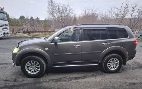 Mitsubishi Pajero Sport II рестайлинг, 2011 год, 1 900 000 рублей, 10 фотография