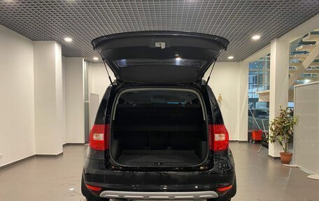 Skoda Yeti I рестайлинг, 2010 год, 800 000 рублей, 37 фотография