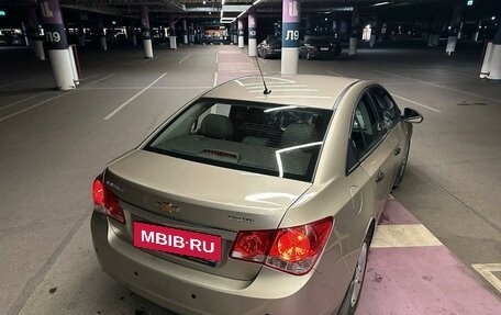 Chevrolet Cruze II, 2011 год, 750 000 рублей, 5 фотография