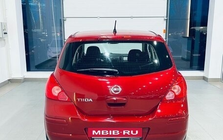 Nissan Tiida, 2010 год, 800 000 рублей, 5 фотография