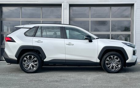 Toyota RAV4, 2024 год, 4 599 000 рублей, 4 фотография