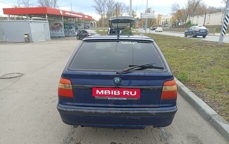 Skoda Felicia I рестайлинг, 2000 год, 100 000 рублей, 2 фотография