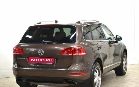 Volkswagen Touareg III, 2011 год, 2 295 000 рублей, 4 фотография