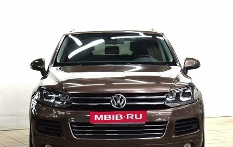 Volkswagen Touareg III, 2011 год, 2 295 000 рублей, 2 фотография