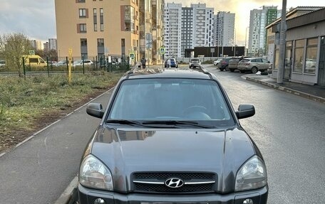 Hyundai Tucson III, 2007 год, 940 000 рублей, 1 фотография