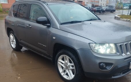 Jeep Compass I рестайлинг, 2012 год, 1 285 000 рублей, 2 фотография