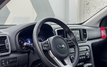 KIA Sportage IV рестайлинг, 2018 год, 2 630 000 рублей, 14 фотография