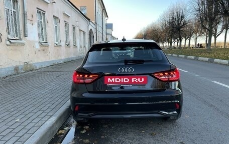 Audi A1, 2020 год, 2 400 000 рублей, 3 фотография