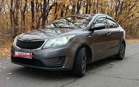 KIA Rio III рестайлинг, 2013 год, 1 100 000 рублей, 3 фотография