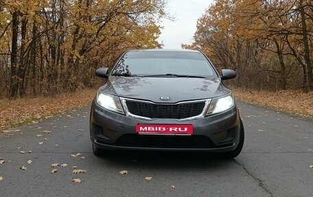 KIA Rio III рестайлинг, 2013 год, 1 100 000 рублей, 15 фотография